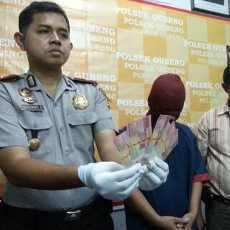 Lolos Sinar UV, Ternyata Uang Palsu Tak Lolos dari Mata Pemijat