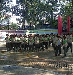 Aksi-aksi Park Ranger, Koboi Bersenjata Sapu Penjaga Taman di Bandung