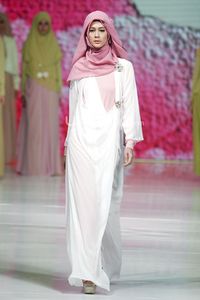 Najua Yanti