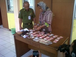 Siapa Mike Gelandangan yang Bawa Uang Rp 19 Juta, Keris, dan Kunci Mobil?