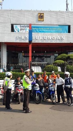 Polisi Mulai Tertibkan Tukang Ojek yang Mangkal Seenaknya di Ibu Kota