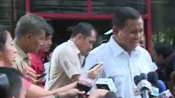 Strategi Prabowo Rebut Hati Rakyat