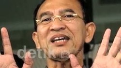 Menteri Agama Suryadharma Ali Tersangka Dana Haji