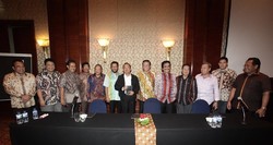 Ini 3 Pertanyaan Tokoh Senior Golkar Kepada Ical