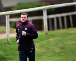 Rooney Diminta Buktikan Diri