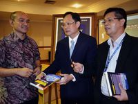 Peluncuran Buku Investment Navigator