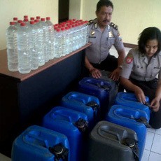 Polisi Gerebek Rumah Diduga Memproduksi Cukrik