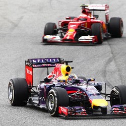 Hamilton Berharap Perlawanan dari Ferrari dan Red Bull di Monako