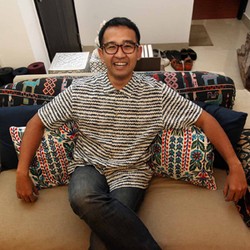 Apartemen Bergaya Modern Etnik Jadi Pilihan Iwet Ramadhan