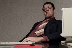 4 Cara Hadapi Atasan yang Kurang Bisa Dipercaya