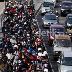 Di Forum Global, Wamenhub Jelaskan Ledakan Populasi Motor di RI