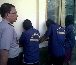 Polda Jabar Bekuk Empat Penimbun Solar Subsidi