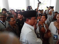 Prabowo Sebut Indonesia Terlalu Banyak Impor