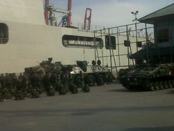 2 Ribu Pasukan Kostrad Uji Kekuatan dan Pamer Tank di Tanjung Priok