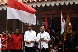 Di Hadapan Relawan, Jokowi: Datangi Warga Ceritakan Kelebihan Kita