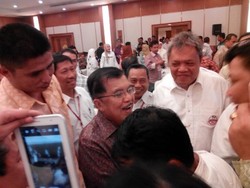 Didukung Sejumlah Elite Golkar yang Mbalelo, JK: Apa yang Salah?