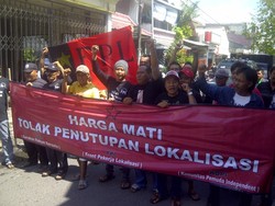 Warga Ngotot Tolak Penutupan Lokalisasi Dolly-Jarak