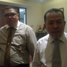 Pengacara Udar Pristono Datangi Balai Kota, Ribut Ingin Ketemu Ahok