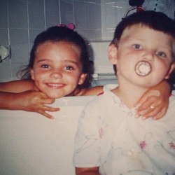 Aww! Lucunya Miranda Kerr Saat Kecil