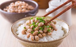 Surstromming dan Hongeohoe, Makanan Berbau Busuk dari Swedia dan Korea