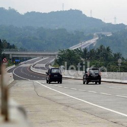 Kementerian PU Klaim 94% Jalan Nasional Sudah Mantap