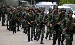 Dramatis! Tentara Thailand Tahan Eks Menteri Saat Berbicara pada Pers