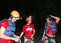 Menantangnya Petualang Caldera Susur Gua di Tuban