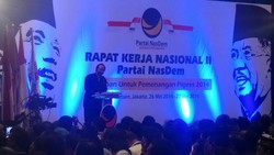 Senyum Megawati Saat Dipanggil Mbak Oleh Surya Paloh