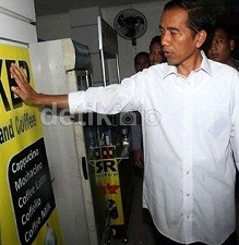 Jokowi: Meja Kerja Saya Bersih, Tak Ada Antrean Tanda Tangan