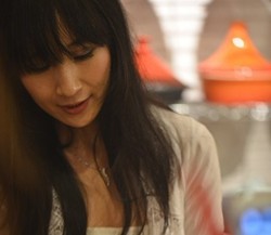 Mengenal Ratna Somantri, Wanita yang Menjadi Pakar Teh di Usia Muda