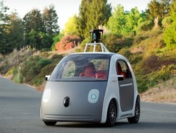 Mobil Google Bisa Kurangi Kecelakaan?