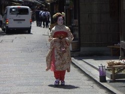 Ehem... Bertemu Geisha di Kyoto...