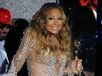 Mariah Carey Glam and Sexy di WMA 2014