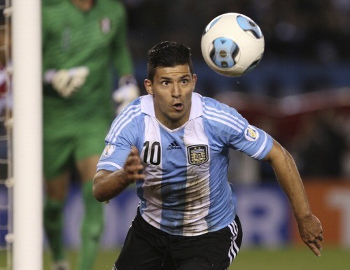 Aguero Pede Argentina Bisa Juara