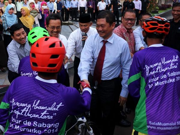 Tim Sepeda Muamalat Selesaikan Etape Sumatra