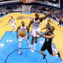 Menang Lagi, Thunder Samakan Kedudukan atas Spurs