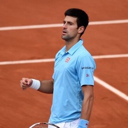 Djokovic dan Federer Lanjut ke Babak Ketiga