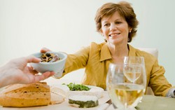 Usia Bertambah? Rutinlah Konsumsi Ikan dan Tempe agar Tetap Bugar