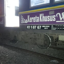 PT KCJ Polisikan Orang Iseng yang Lempar Karung Kayu Hingga KRL Anjlok