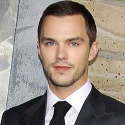 Kisah Asmara Nicholas Hoult dan Jennifer Lawrence
