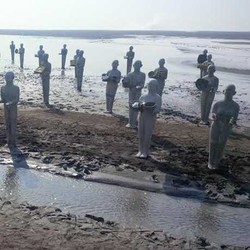 Menanti Kedatangan Jokowi, Korban Lumpur Lapindo Istighosah