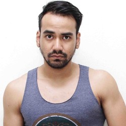 Dimas Argoebie, Sang Kepala Geng Preman Thailand di Haji Backpacker