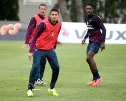 Inggris Takkan Ubah Gaya Main di Brasil