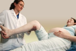 Kondisi Kaki Bengkak Ibu Hamil Seperti Ini Bisa Jadi Gejala Preeklampsia