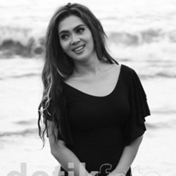 Soal Cibiran, Syahrini Masuk Kuping Kanan Keluar Kuping Kiri