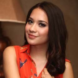 Pacaran 10 Tahun dengan Pilot, Christie Julia Mantap Naik Pelaminan 6 Juni