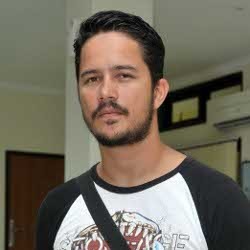 Lebih Lincah, Fathir Muchtar Senang Pakai Scooter Ketimbang Mobil