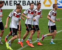 Pele Impikan Brasil Lawan Jerman di Final