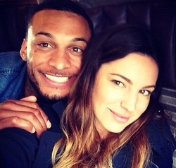 Kelly Brook Sudah Menikah dengan David McIntosh?