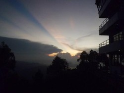Pulau Samosir, Tempat Melihat Fajar Cantik di Danau Toba